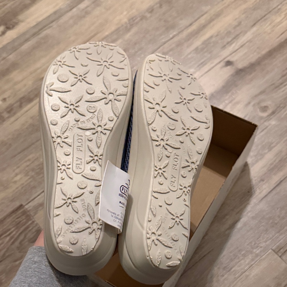 Fly London Cream and Navy Platform Slip-On Clogs - Picture 2 of 3